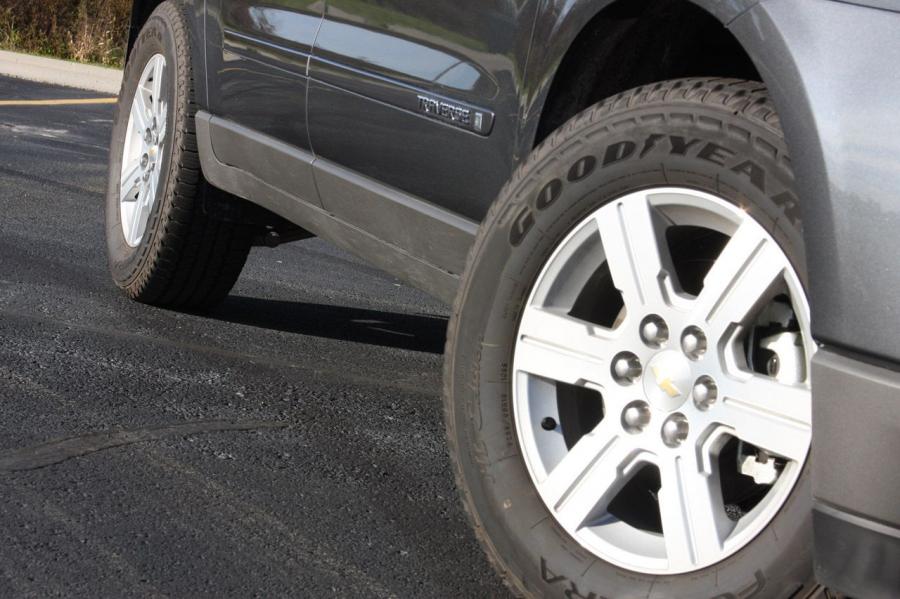  Chevrolet Traverse LT 2009 года  (фото 24 из 37)